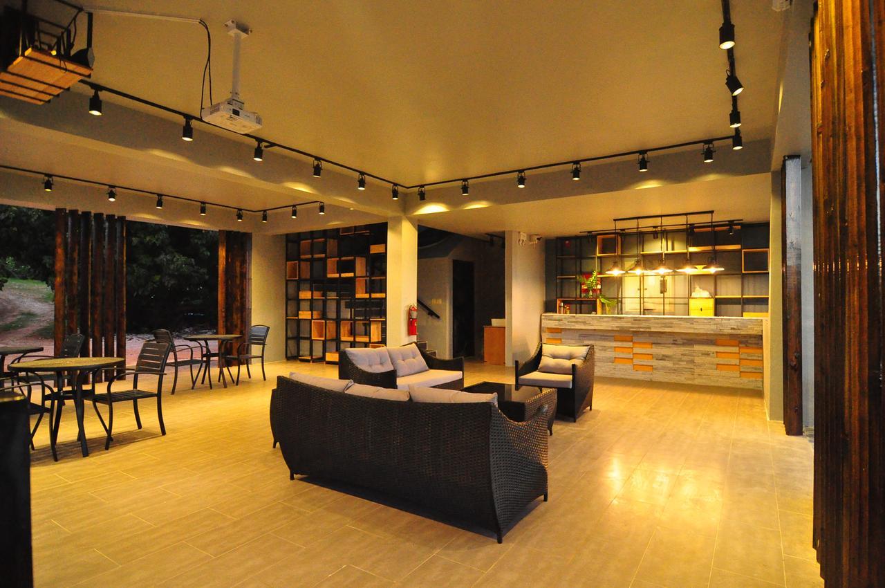 Saipan Skyline Designers Hotel Extérieur photo